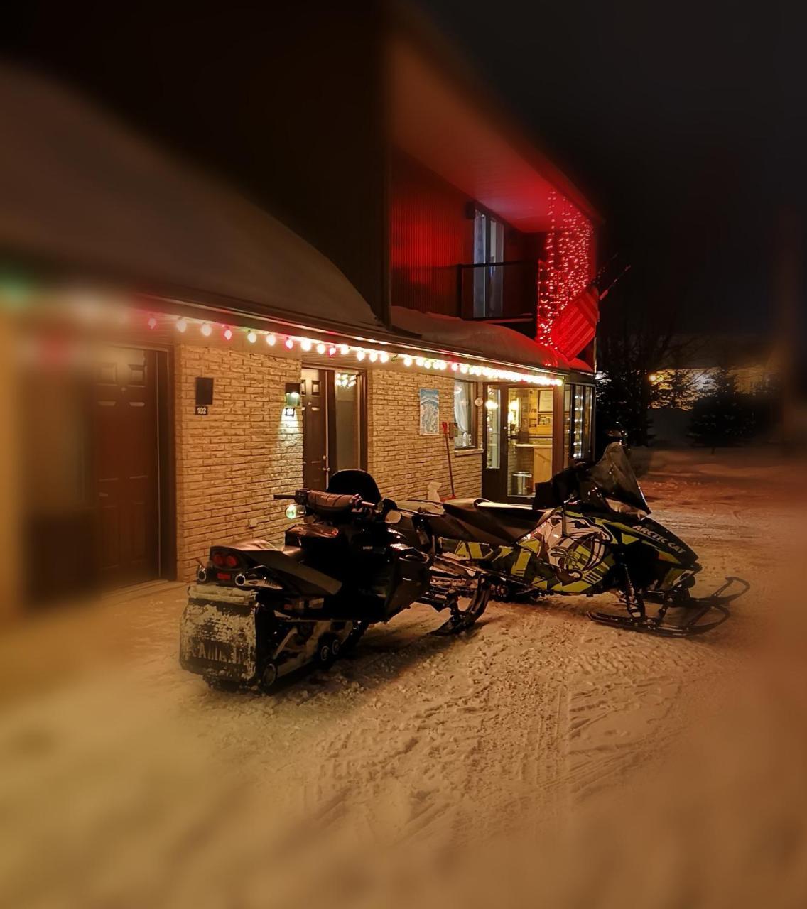 Motel Alexandrin Saint-Georges Exteriér fotografie